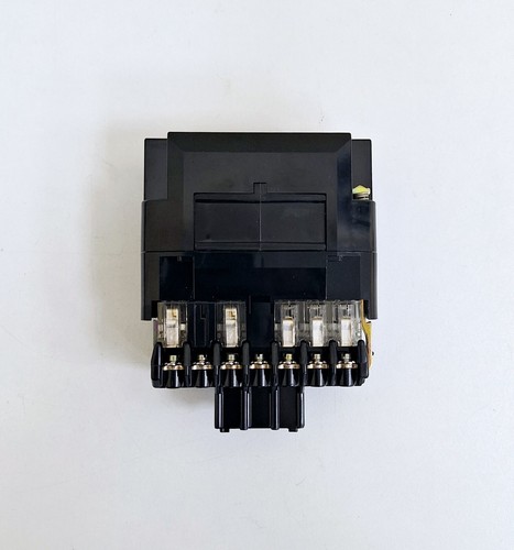 Altavoz + zapata CS1 Modular Control Relay 16A/6A AC-11 240V - Imagen 6 de 12