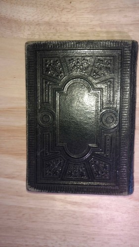 Vintage Bible 1910 - Picture 3 of 7