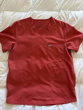 Figs Men's Chisec Three-Pocket Scrub Top Clay Size Medium Exclusive