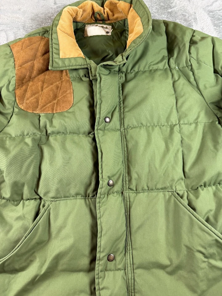 Vtg Cabela’s Sidney NE Green Puffer Hunting Jacket Cord Collar XL 70s Goose Down - Image 2 of 4