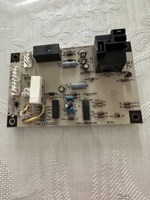 Carrier Bryant HK32EA001 Defrost Timer Board AZ8717 (CEPL138524 01) ( 130-525