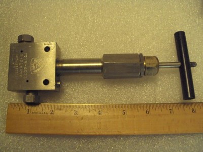 Autoclave Engr 30VM-4071; HT; Hi Press Valve; extended stuff box; 1200F 30K psi
