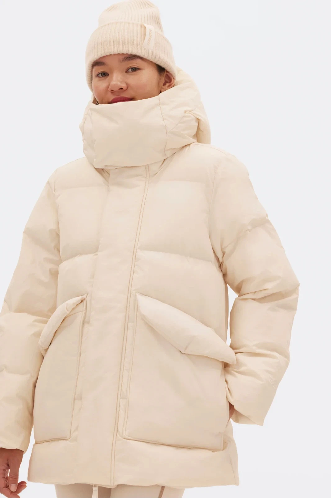 Halfdays Womens Wheeler Parka Puffer Jacket Oatmilk Hooded Relaxed Ski Snow NWT