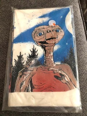 VTG  E.T. Extra Terrestrial Reed Table Cover Paper Party   1980s 52x96    NOS