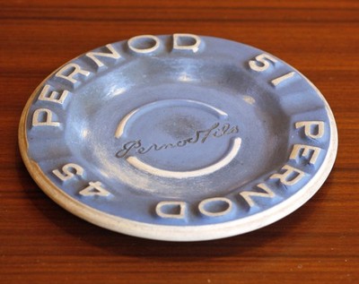 VINTAGE französischer Pernod Aschenbecher - 15 cm Retro Hausbar Werbung französisches Bistro