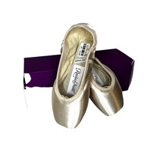Russian Pointe Brava size 34 w2 v2 u-cut w/drawstring Flexible Soft Shank NIB