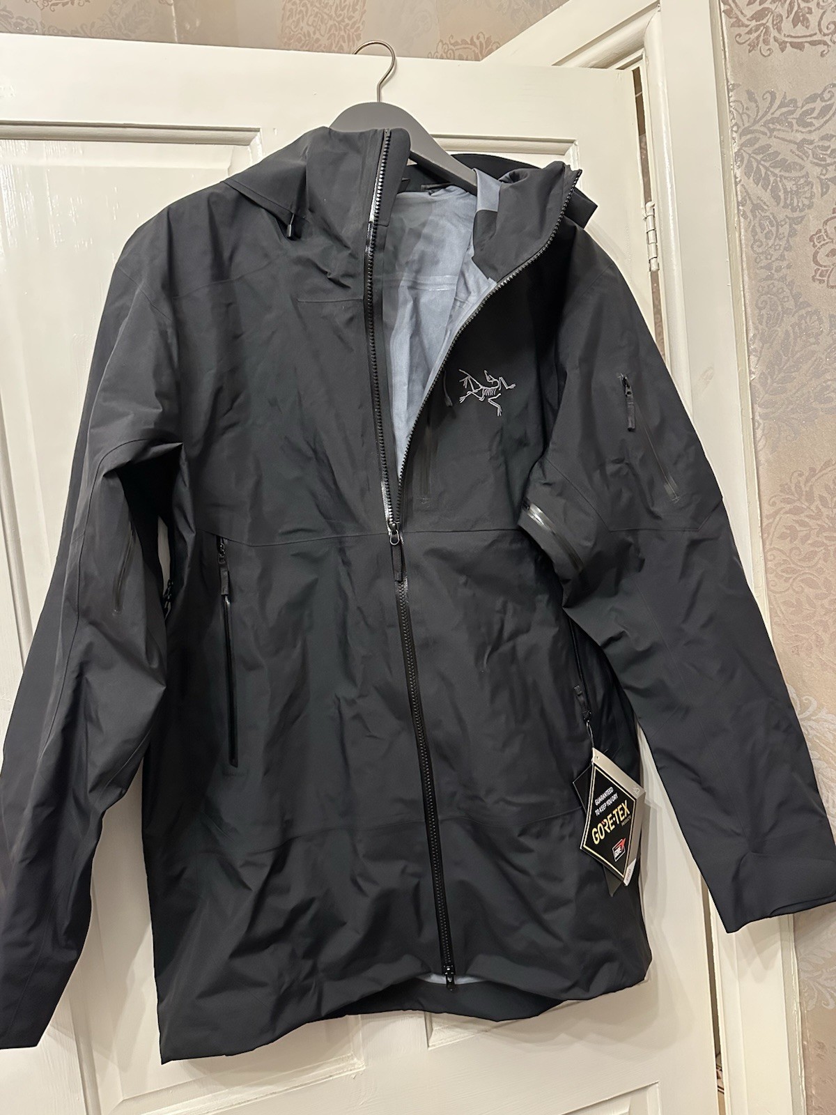 Nuovo con etichette Giacca uomo Arc'teryx Sabre SV Nero Taglia S Prezzo consigliato £ 800