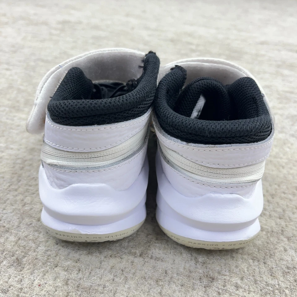 Zapatillas Nike Team Hustle D 10 Zapatos Talla 13C DD7302-102 Negro Blanco Dorado Foto 4 de 4