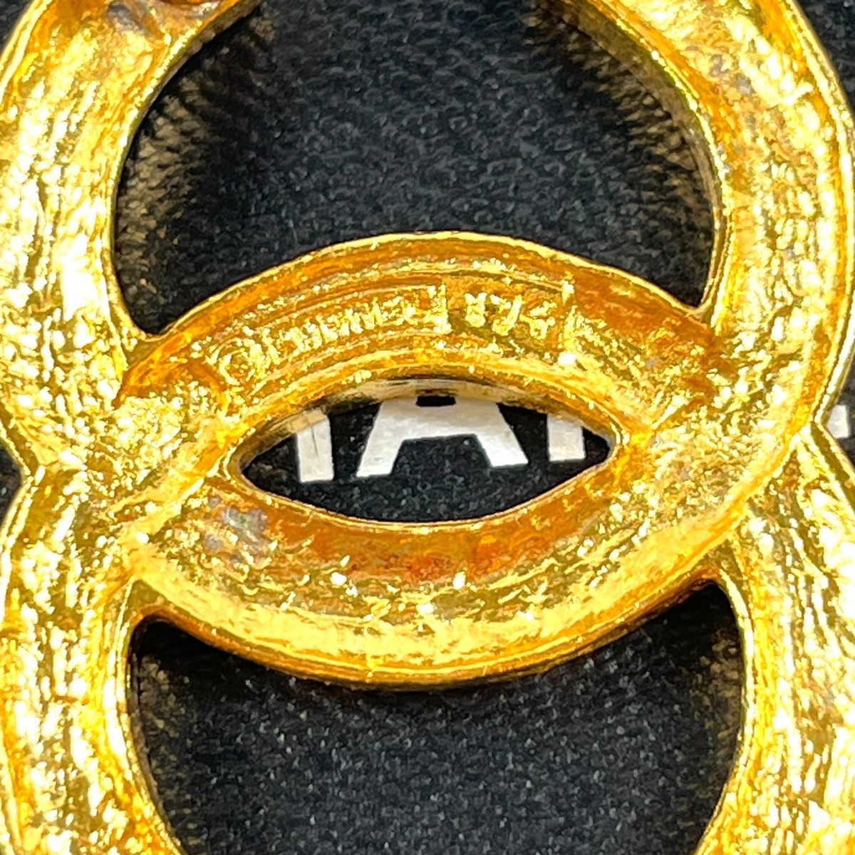 CHANEL COCO CC Logo Brooch Gold Rhinestone Vintage Authentic