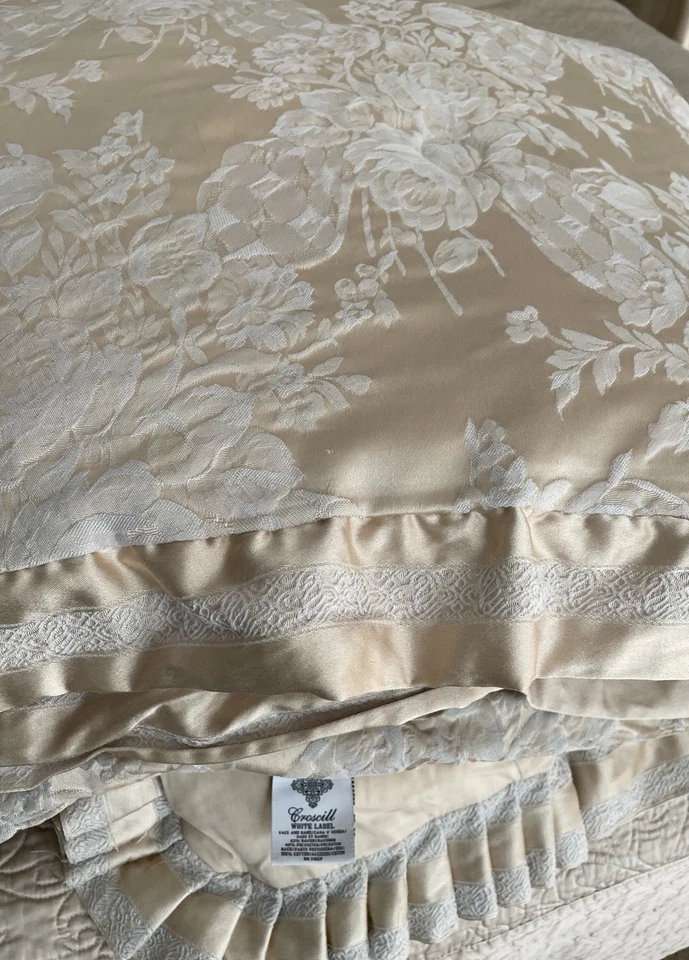 Edredón CROSCILL Etiqueta Blanca Dorado y Azul King 2 Fundas King y 3 Fundas Euro LEER Foto 4 de 4