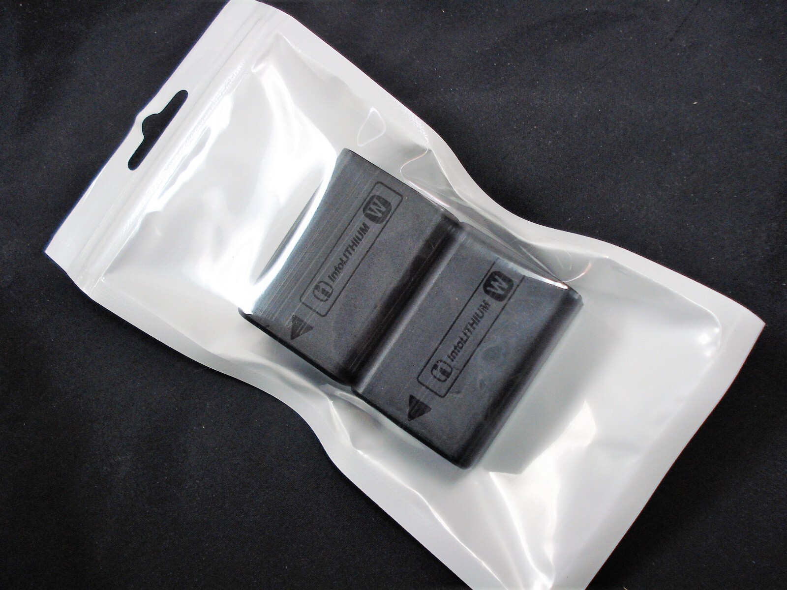 Pack of 2   Genuine OEM NP-FW50 Battery for SONY a7 a7S a7R II A5100 A5000 A3000