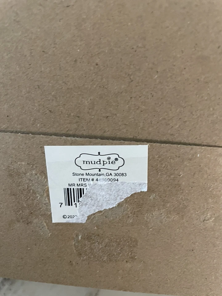 Copos de vinho sem haste Mud Pie Mr.&mrs 2023 - Imagem 3 de 3