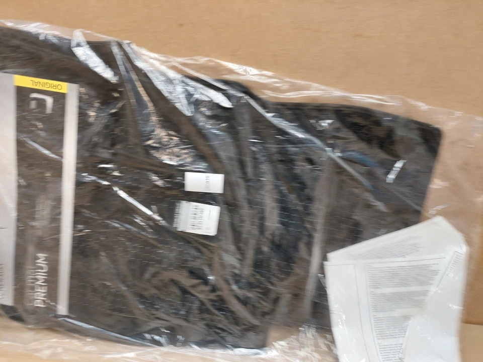 Juego alfombrillas alfombrillas delanteras y traseras Renault Clio MK5 8201711352 19-25 originales Foto 2 de 4