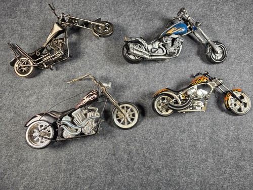 Lot of 4 Custom Chopper Motorcycle Diecast Model Bikes Flame Chopper Collectible