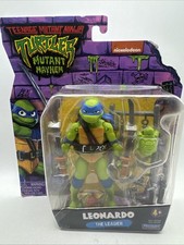 Teenage Mutant Ninja Turtles Leonardo the Leader Mutant Mayhem Figure