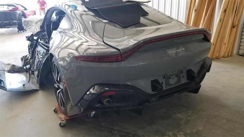 19 ASTON MARTIN VANTAGE 4.0L AT TRANSMISSION GEARBOX OIL COOLER HY538C654AB
