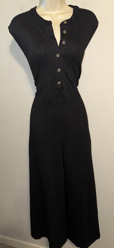 NWT ee:some Lilianna Knit Jumpsuit Pockets Black Wide Leg Button Front Sz Large