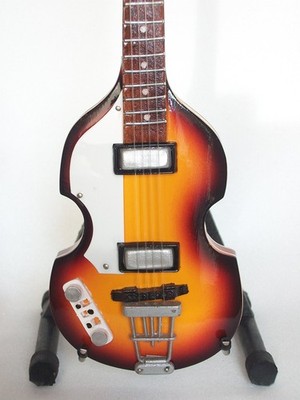 Mini Chitarra Replica Hofner Bass Paul Mc Cartney ACC NEU