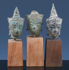 THREE EARLY ANTIQUE THAI BRONZE BUDDHA DEITY BUST HEADS w DISPLAY STANDS