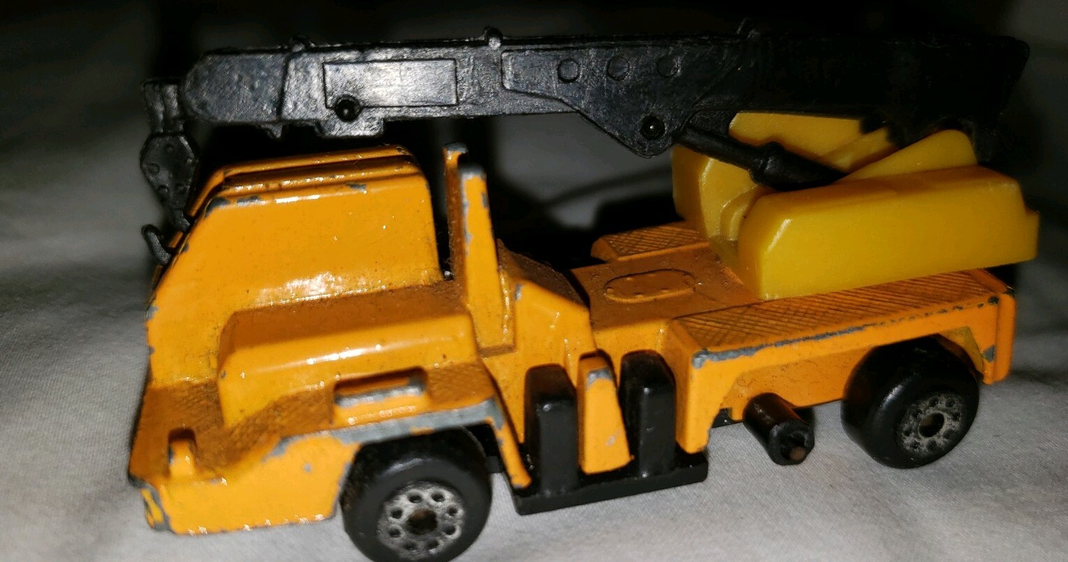 Picture 1 of 6