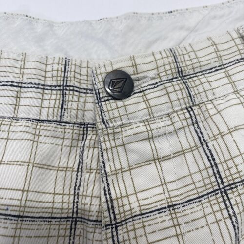 VOLCOM CORPO CLASS mens Striped chino shorts White Striped size 38 Pre Owned - Picture 10 of 22