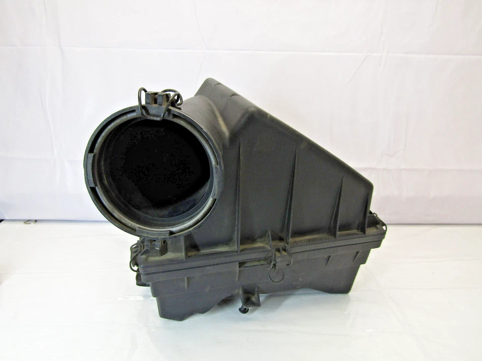 1997-2001 Mercedes ML430 Air Intake Filter Cleaner Housing OEM - Image 2 of 4