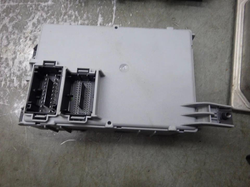 Fiat 500 0.9 TwinAir 2013 Lock Set ECU Fuse Box Ignition Barrel 51958125 F832 - Image 4 of 4