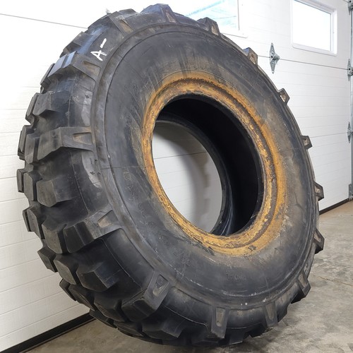 395/85R20 Michelin XML Military LMTV Truck Tires (14PR) Full Tread