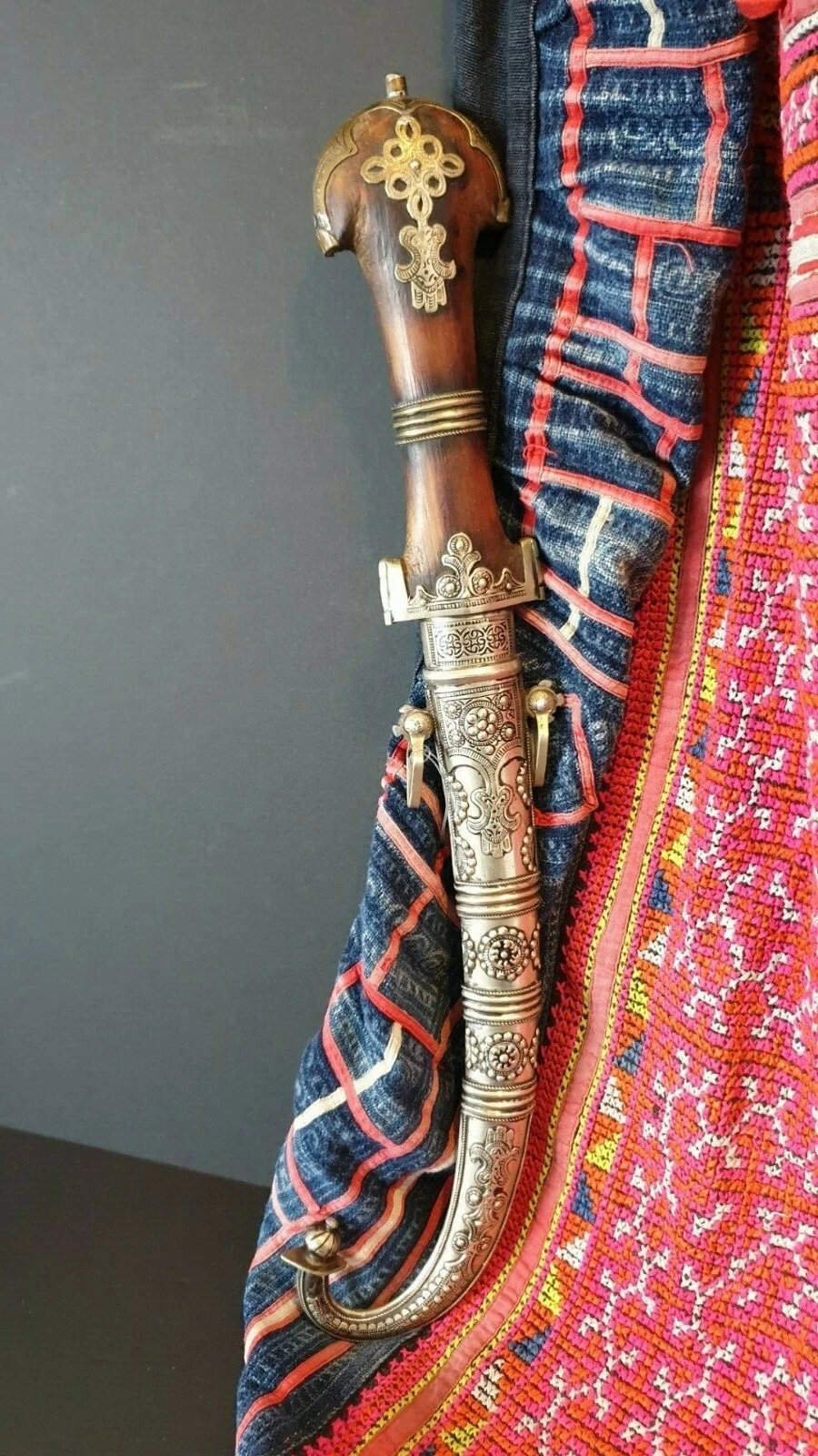 Picture 1 of 12