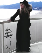 Stevie Nicks Signed Fleetwood Mac 8x10 Autographed Photo reprint