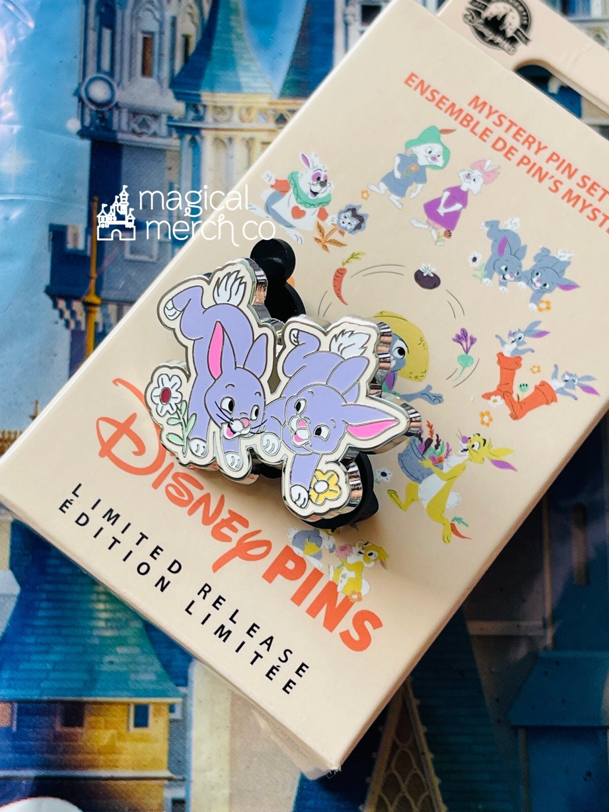 Disney Sms Rabbit 2023 Disney Parks Reigning Rabbits Bunny LR Mystery Pin Snow White ...