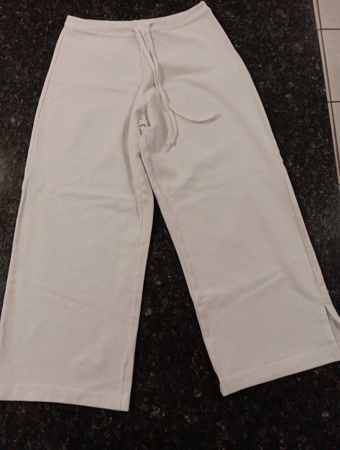 Everlast White Exercise Drawstring Pants Capri Co… - image 2