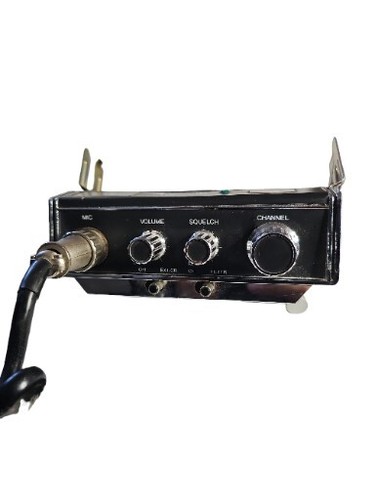 VTG Midland International CB Radio Model 13-830 Transceiver & Mic - Picture 3 of 5