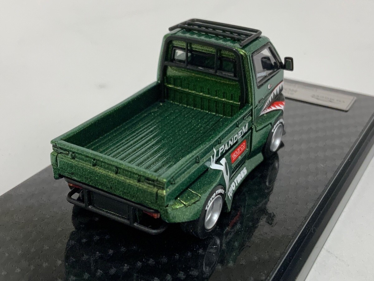 1/64 YM Model Suzuki Carry Hoonigan Pandem D12 Limited to 1/64 YM Model Suzuki Carry Hoonigan Pandem D12 Limited to