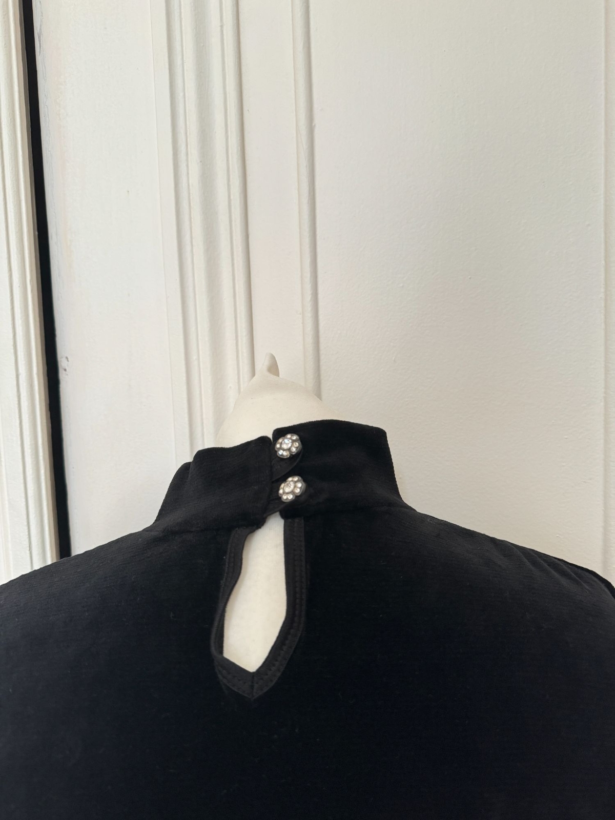 Abito Yves Saint Laurent vintage in velluto nero taglia M