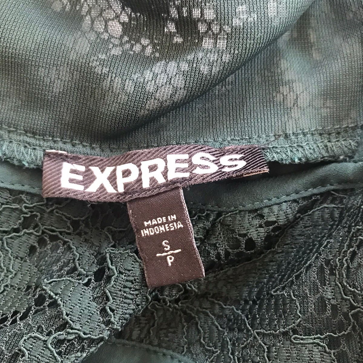 Blouse Cold Shoulder à Dentelle Express Taille S Rouge - Occasion Très Bon état