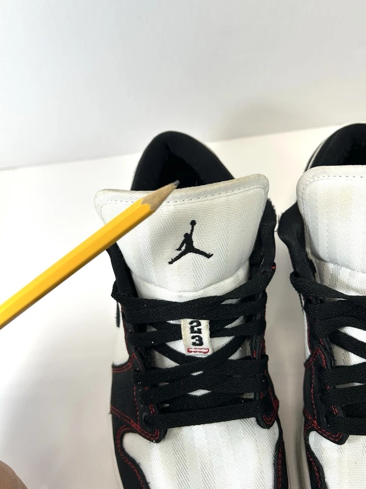 Talla 9 - Air Jordan 1 SE Utility Bajo Blanco Negro Rojo W (DD9337-106) Foto 4 de 4