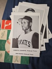 Roberto Clemente Cards, Rookie Card and Autographed Memorabilia Guide 18
