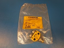 Turck VB2-FSM 4.4/2FKM 4, U0098 SENSOR SPLITTER, 4-PIN MALE CONNECTOR, 250 VAC