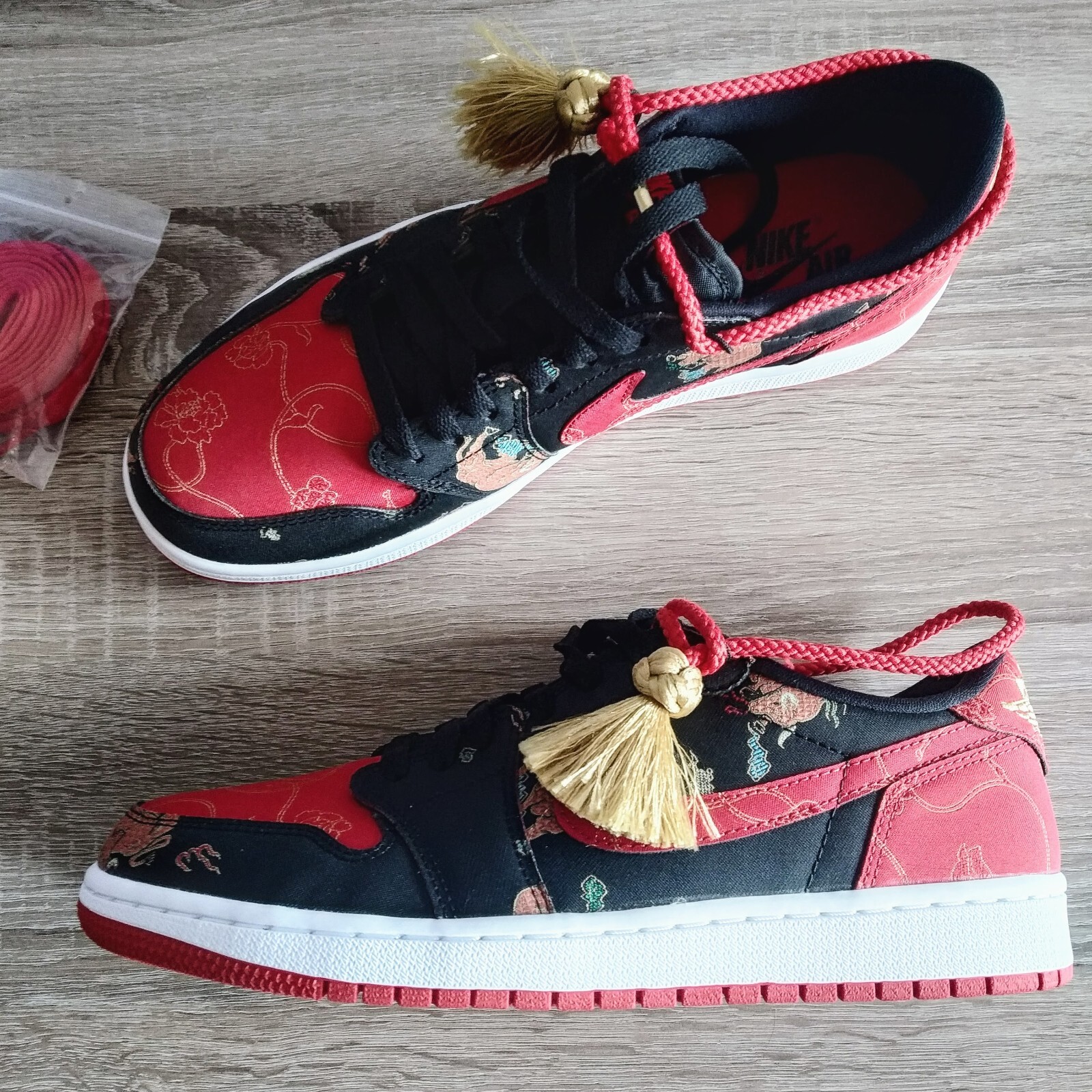 Size 9 - Jordan 1 Low OG Chinese New Year
