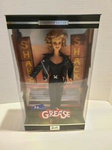 Mattel B2510 Collector Edition 25 Years Grease Sandy Barbie Doll [2003