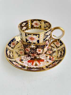Royal Crown Derby Traditional Imari 2451 antike Kaffeetasse & Untertasse um 1909