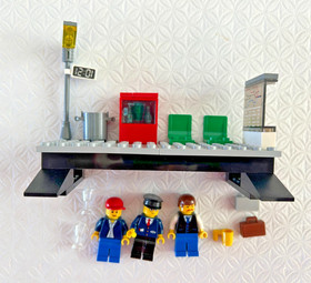 Lego City Train 7897 - Complete with box, manuals and EXTRA TRACK