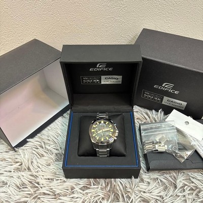 Casio Edifice Infiniti Red Bull Racing Uhr gebraucht aus Japan
