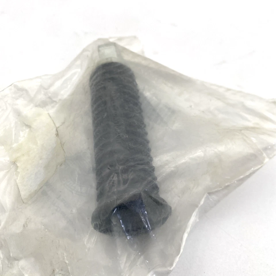 OEM Harley 33048-72 Montaje único macho estribo de goma para conductor clavija de pasajero Foto 4 de 4