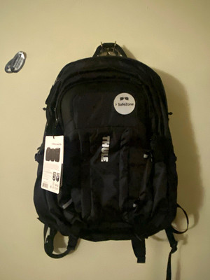 Thule EnRoute Escort 2 Daypack 23L Black Backpack 15'' Laptop Padded Straps