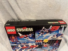 LEGO Space Ice Planet 2002 6973 Deep Freeze Defender complete w/ box!