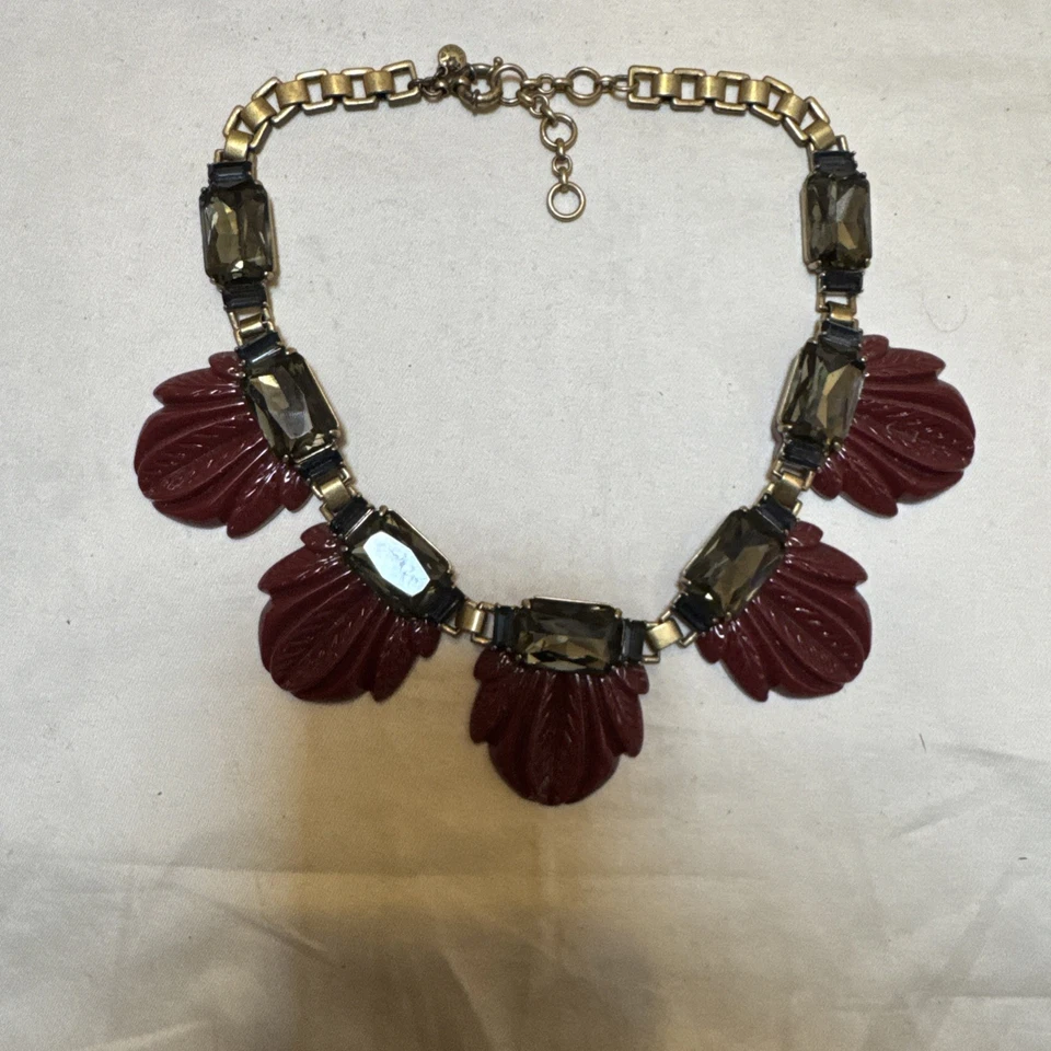 Collar J Crew Rojo Borgoña Abanico Hoja Topacio Cristal Oro Cadena Declaración Lucite Foto 3 de 4