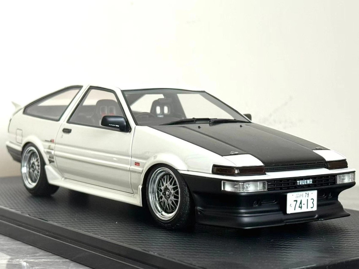 イノモデル1/64 TOYOTA SPRINTER TRUENO AE86 Ignition Model 1:18 Toyota Sprinter Trueno (AE86) 3Door TK-Street