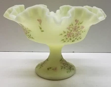 FENTON CUSTARD DAISY COMPOTE Handpainted Signed Uranium Glass Ruffled VTG